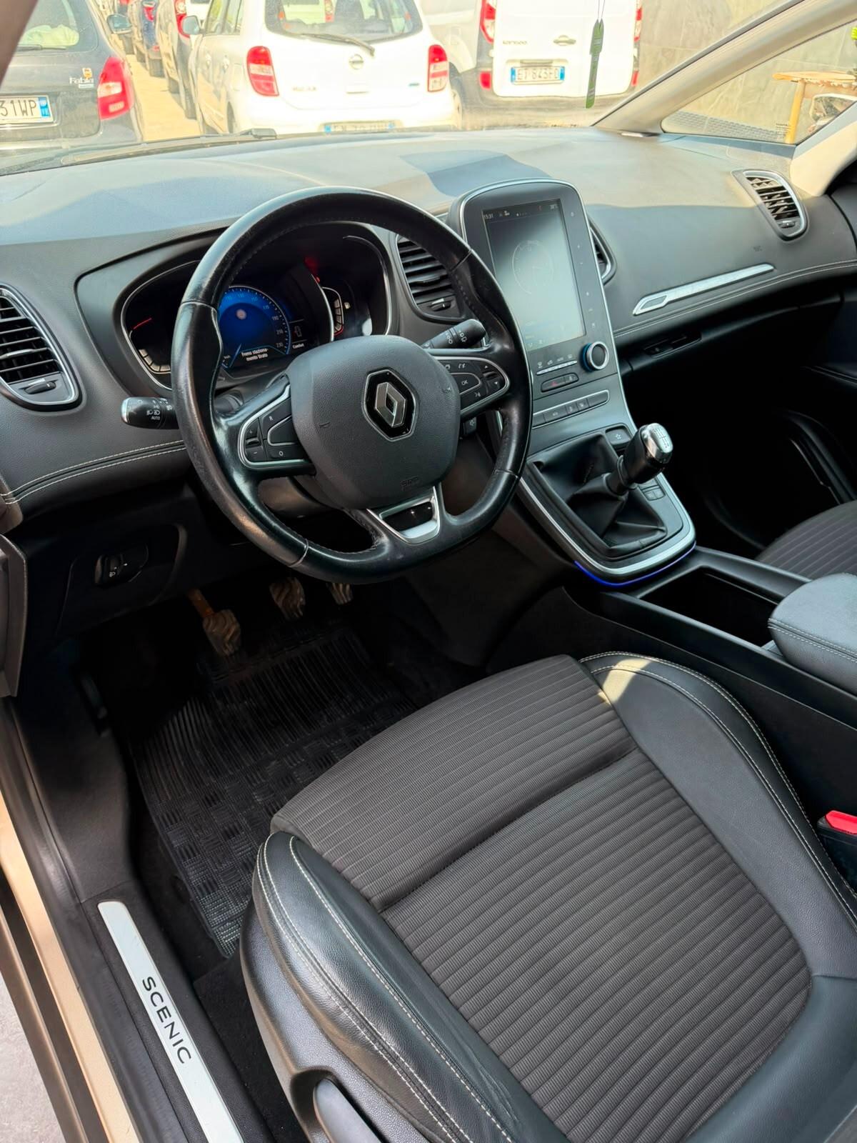 Renault Scenic Scénic dCi 8V 110 CV Energy Bose