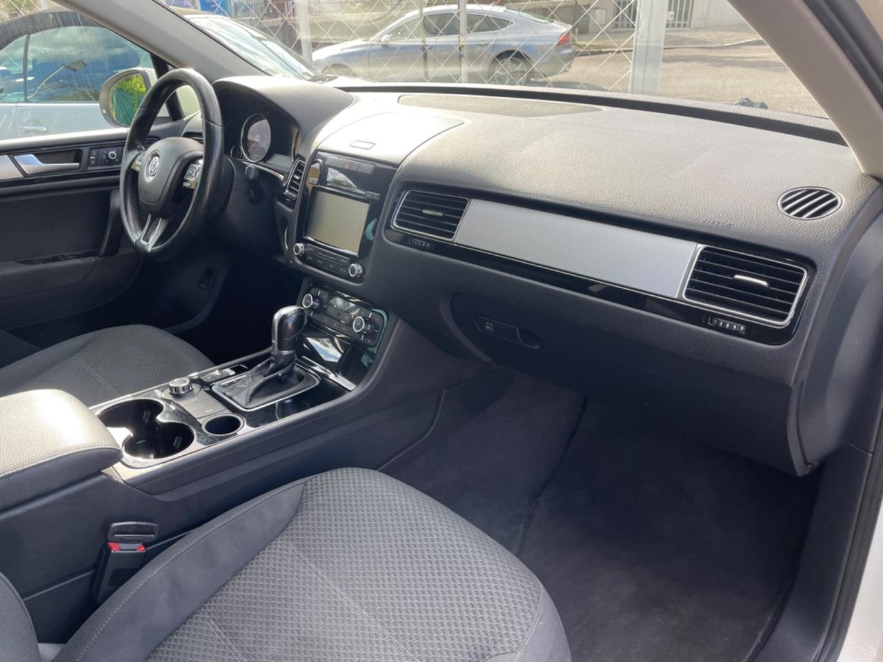 Volkswagen Touareg 3.0 TDi