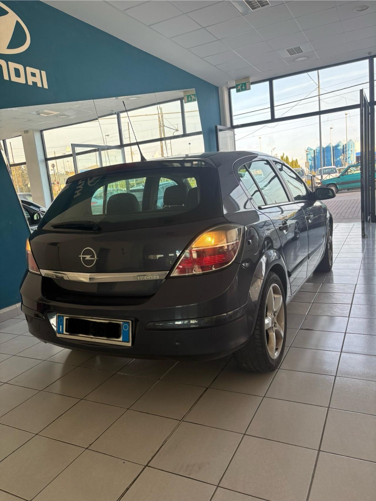Opel Astra 1.7 CDTI 110CV 5 porte Cosmo