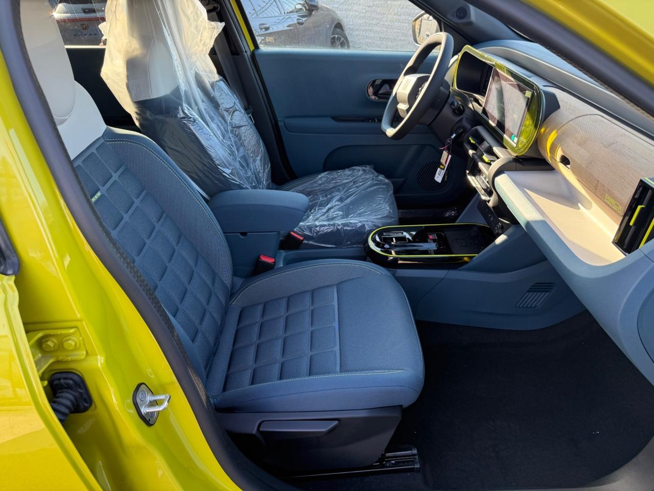 Fiat Grande Panda 1.2 Hybrid 110cv La Prima km0