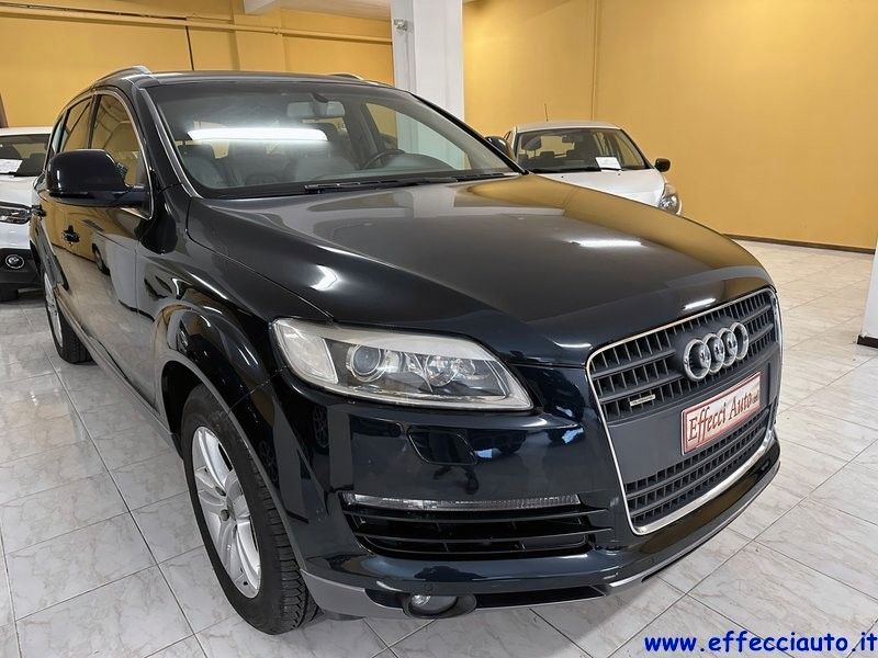 Audi Q7 3.0 V6 TDI 233CV quattro tiptronic