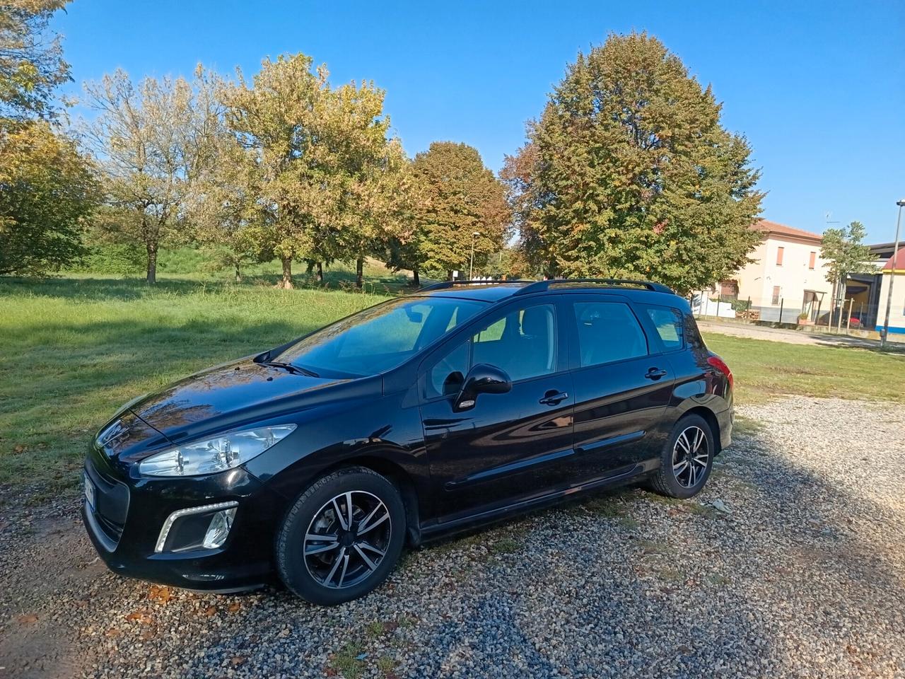 Peugeot 308 1.6 8V HDi 93CV 2013 ok neo patente