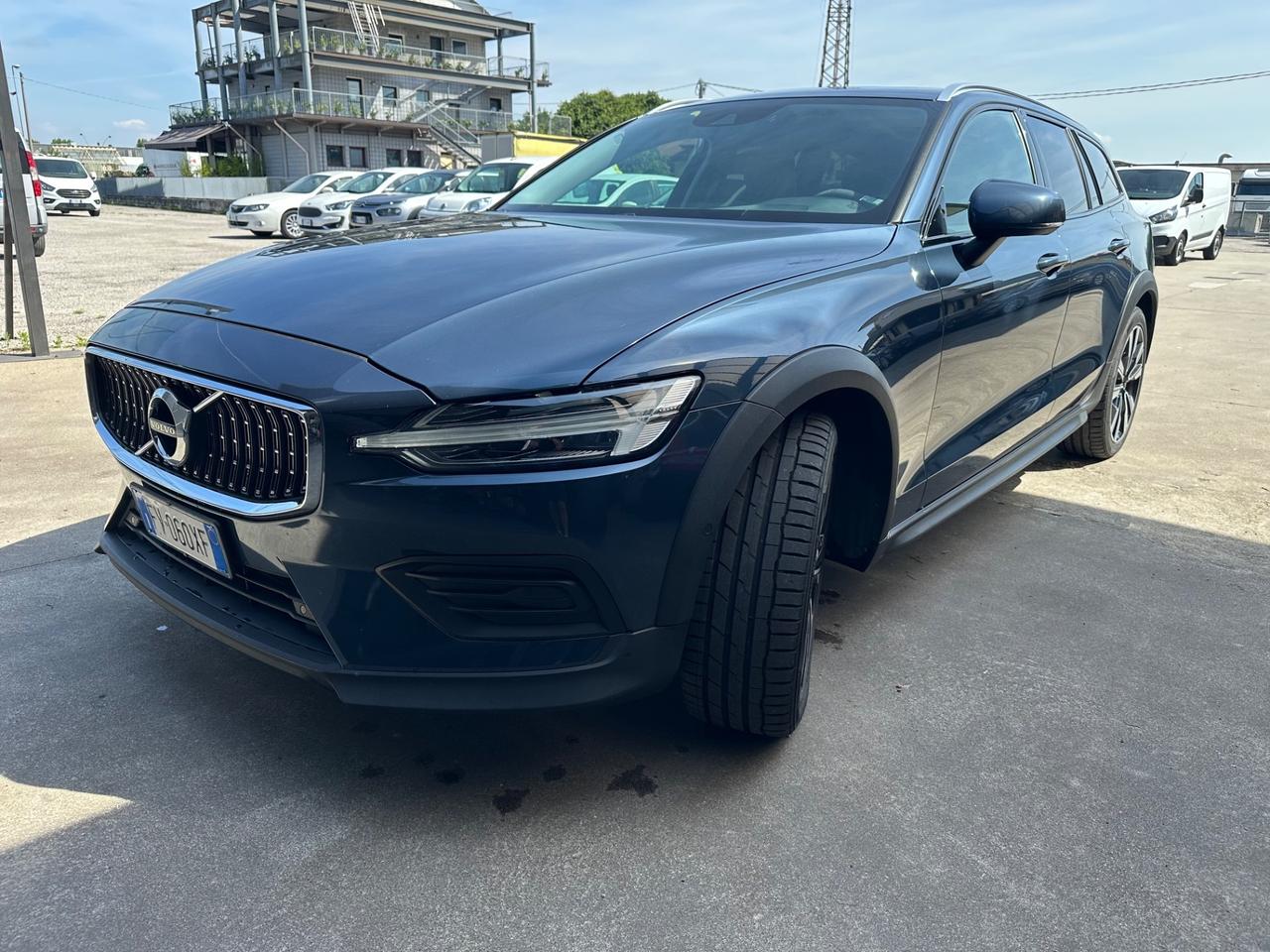 Volvo V60 Cross Country V60 Cross Country D4 AWD Geartronic Business Plus