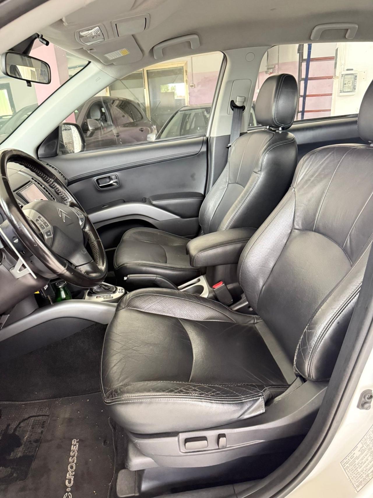Citroen C-Crosser 2.2 HDi 160CV FAP Exclusive