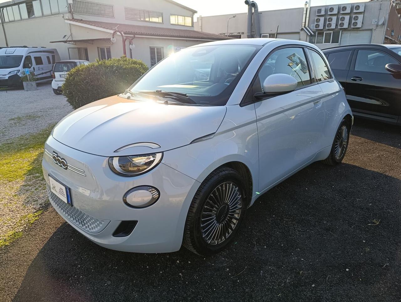 Fiat 500 42 kWh La Prima
