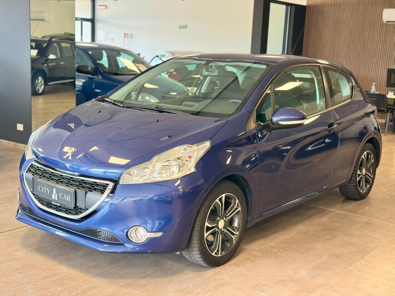 Peugeot 208 1.4 HDi 68 CV 3 porte Allure non e predisposta della cinghia a bagno d'olio
