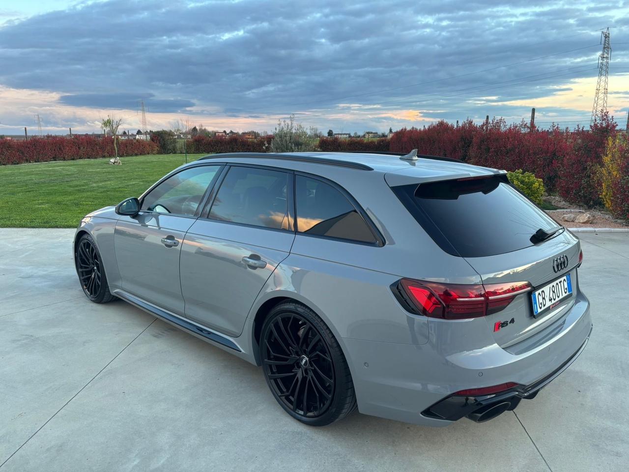 Audi RS4 Nardó