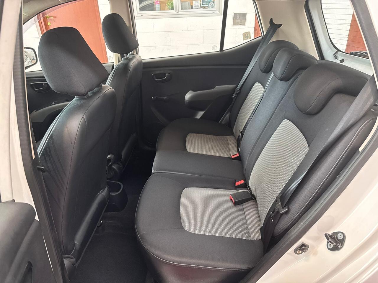 Hyundai i10 1.1 12V FIORUCCI SOFT TOP NEOPAT