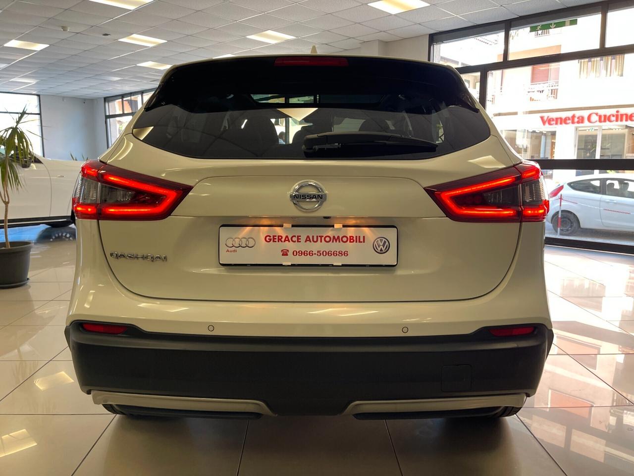 Nissan Qashqai 1.5 dCi N-Connecta