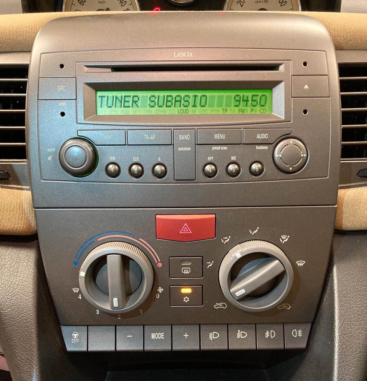 LANCIA YPSILON 1.2-OK NEOPATENTATI- 89000 KM ORIGINALI
