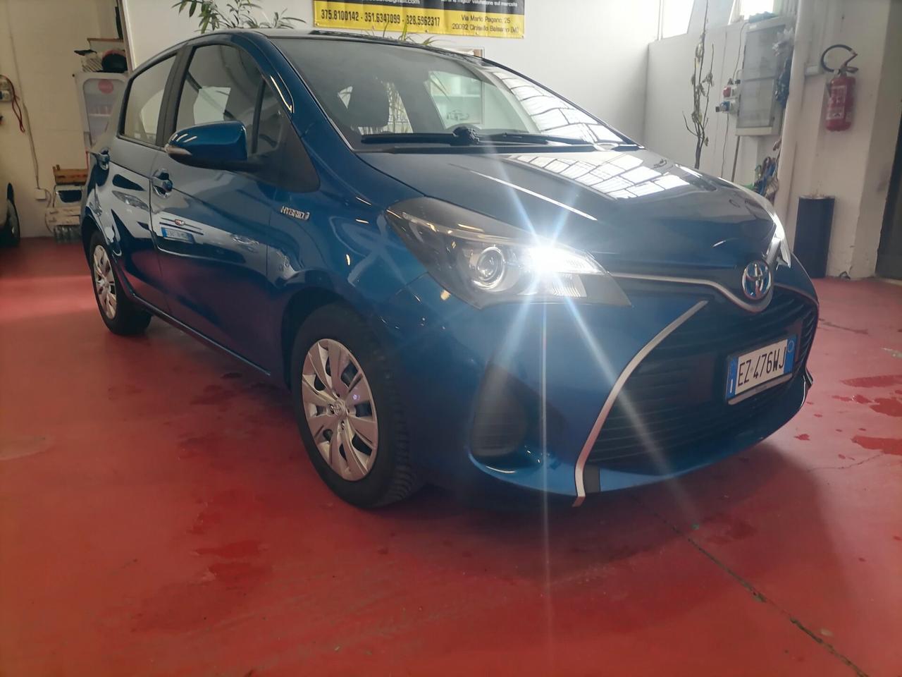 Toyota Yaris 1.5 Hybrid 5 porte Active