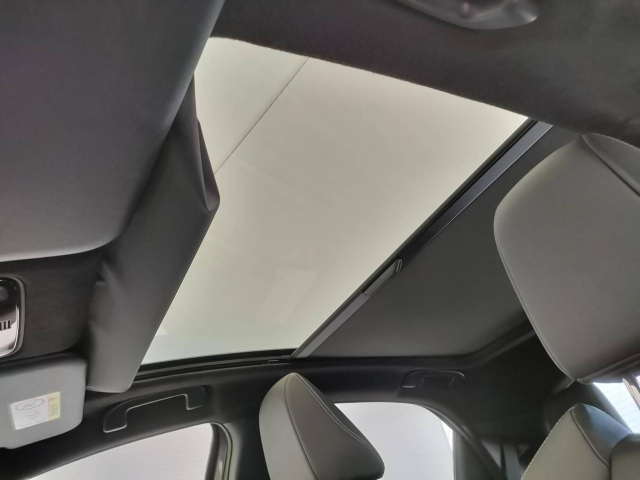 TOYOTA Yaris IV 2020 - Yaris 1.5h Lounge