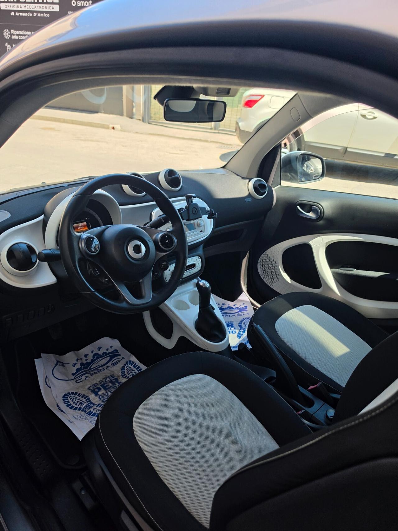 Smart ForTwo 1000 52 kW MHD coupé passion