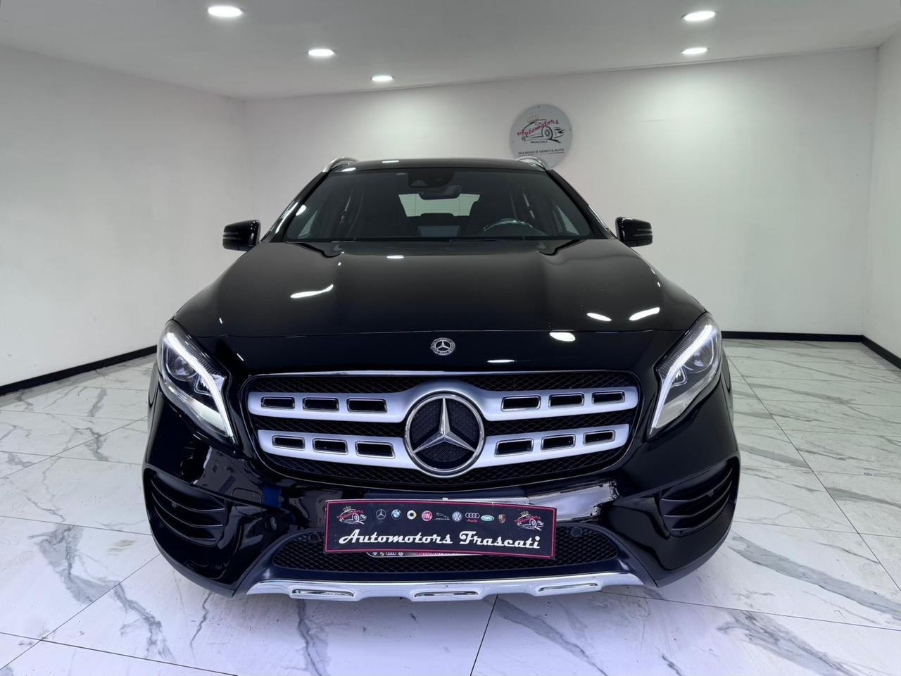 Mercedes-benz GLA 220 d Automatic 4Matic Premium-AMG-FULL-2018