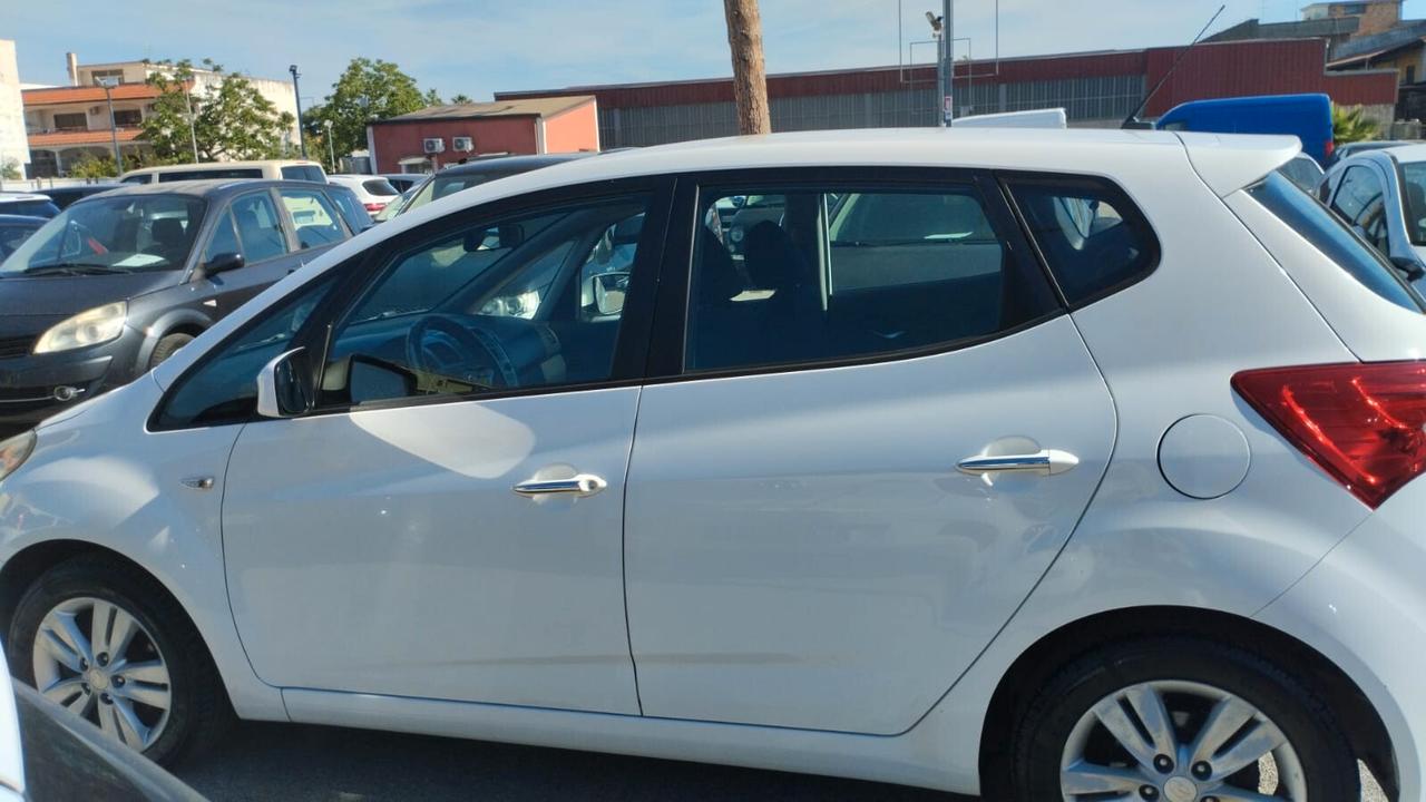Hyundai iX20 1.4 CRDI 90 CV XPOSSIBLE
