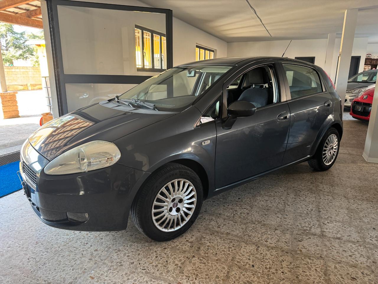 Fiat Grande Punto 1.2 5 porte Dynamic NEOPATENTATI