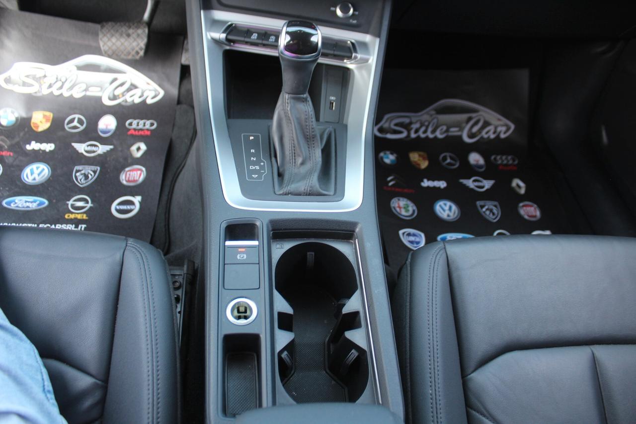 Audi Q3 40 TDI quattro S tronic Business Advanced