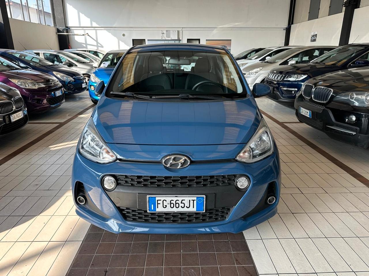 Hyundai i10 1.0 MPI Sound Edition A/T
