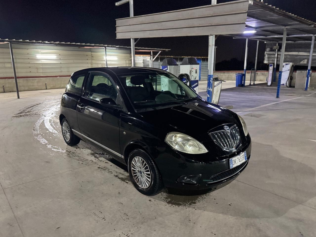 Lancia Ypsilon 1.3 MJT 75 CV Argento Diesel Neopatentati