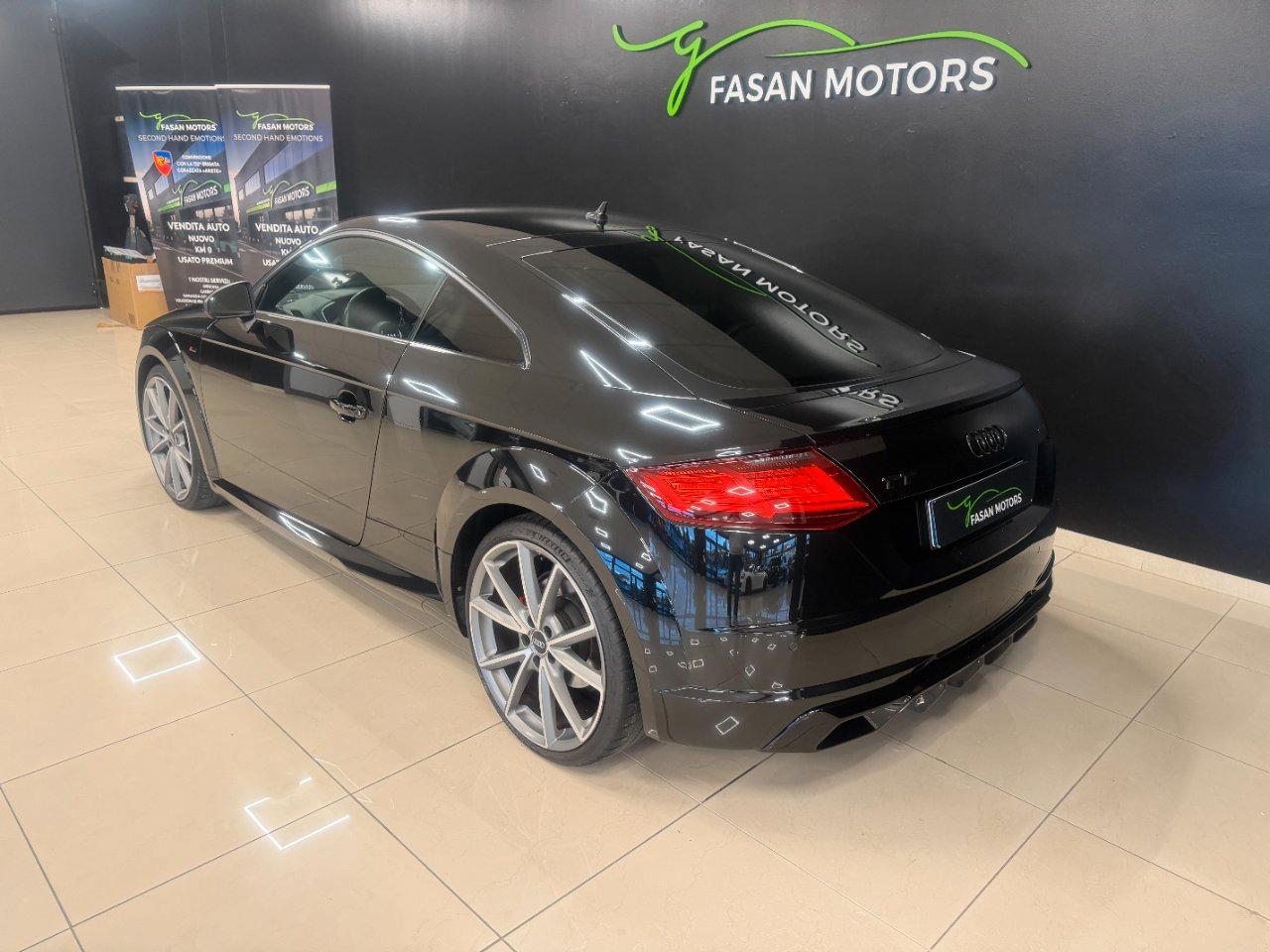 Audi TT Coupe 2.0 tfsi S line quattro s-tronic