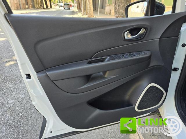 RENAULT Captur dCi 8V 90 CV *? 154,00 al mese*