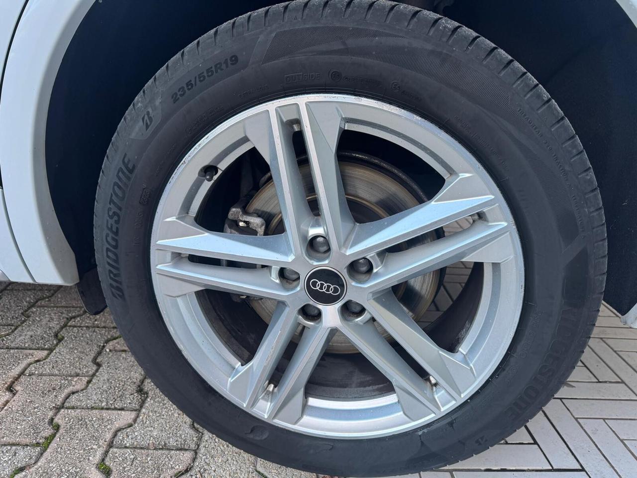 Audi Q5 SPB 40 TDI quattro S tronic line