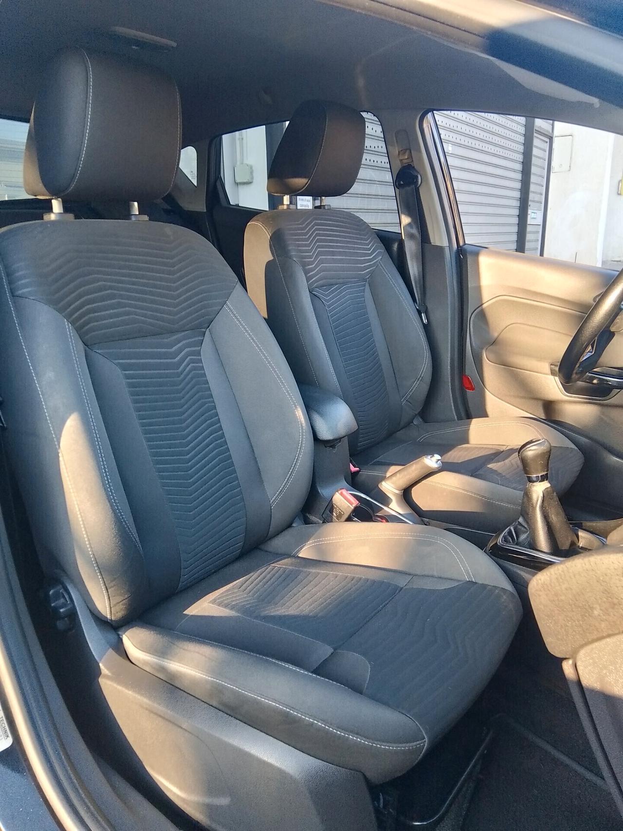 Ford Fiesta 1.4 5 porte Bz.- GPL Titanium