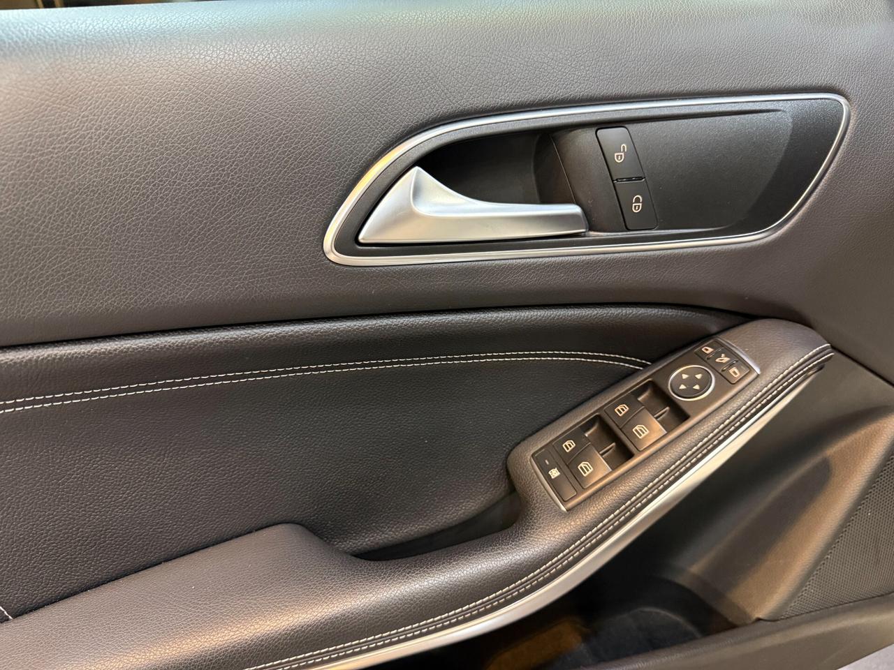 Mercedes-benz A 200 Sport auto my16 54.000 KM!!