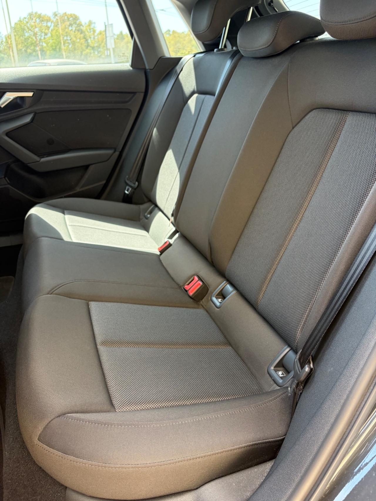 Audi A3 SPB 30 TDI Business Advanced