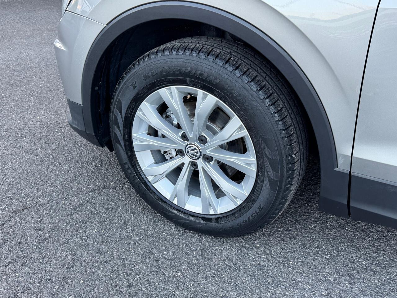 Volkswagen Tiguan 2.0 TDI SCR 4MOTION Business BlueMotion Technology