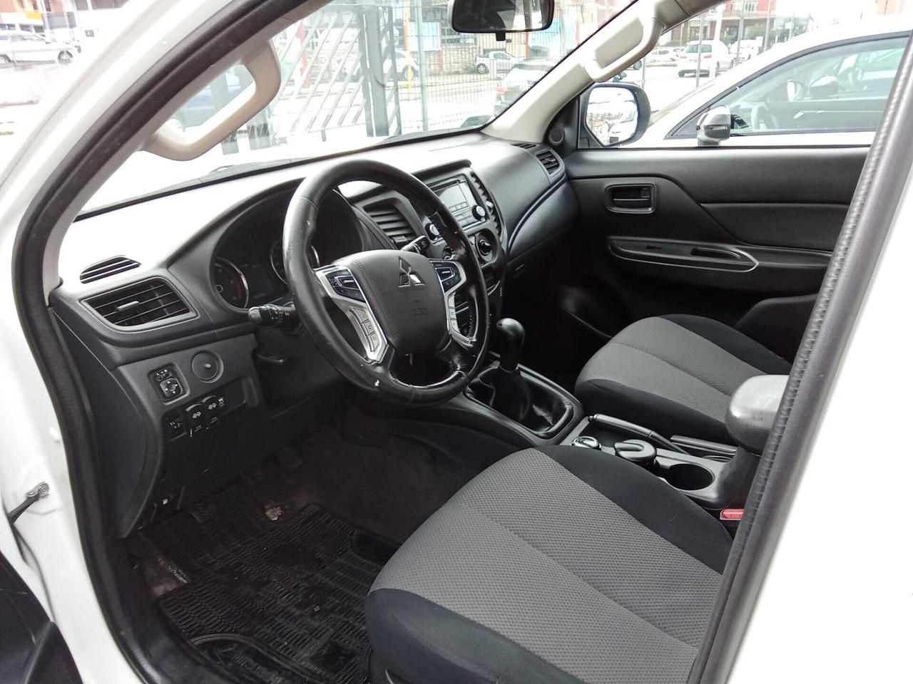 Mitsubishi L200 2.3 D Double Cab 4x4 Super Select Diamond