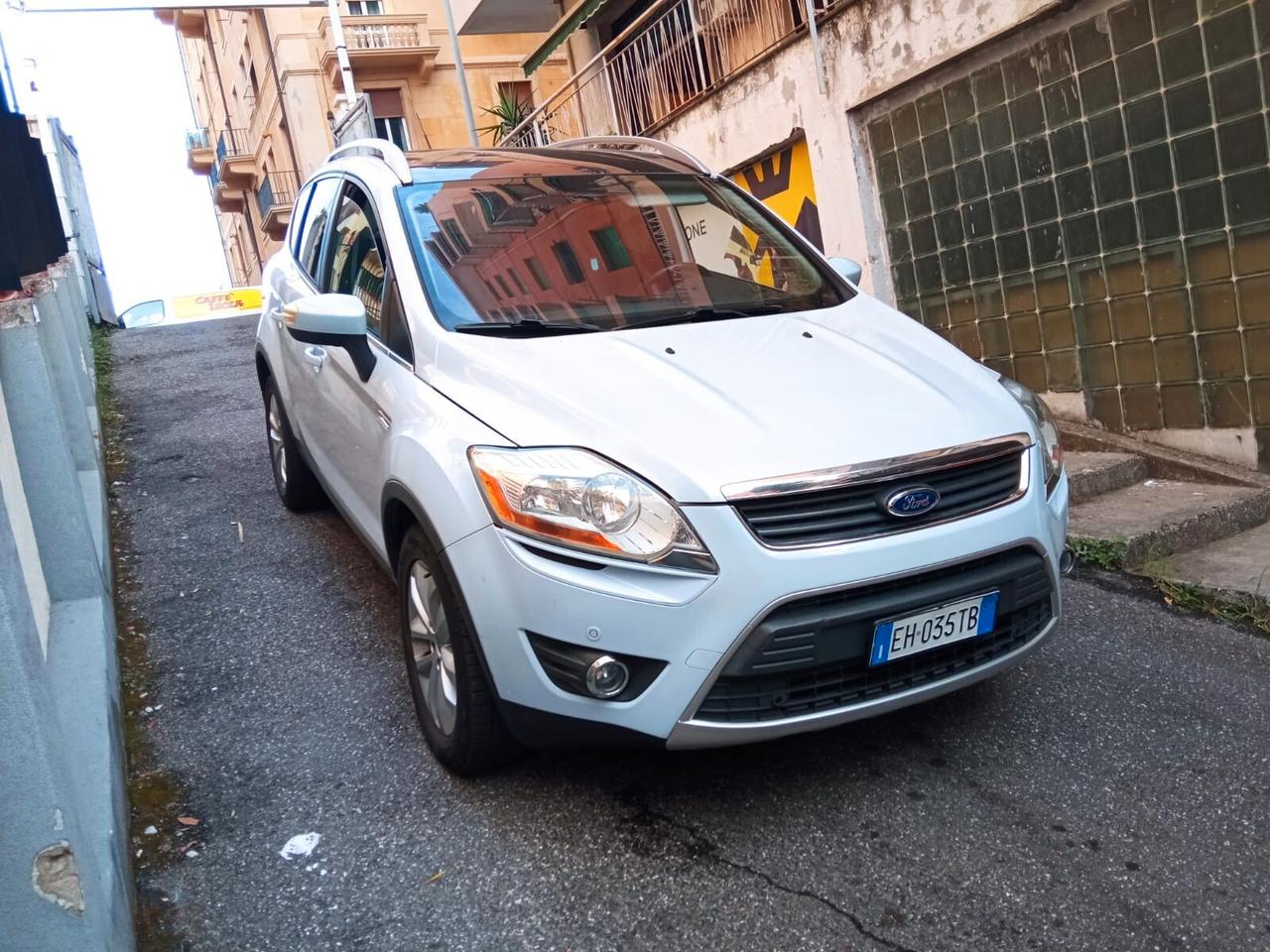 Kuga 2.0 TDCi 163 CV 4WD Titanium Cambio automatico, Tetto Panoramico