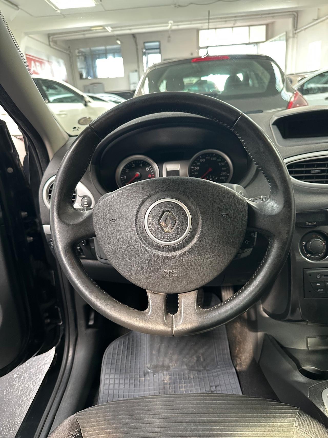 Renault Clio 1.2 16V 5 porte GPL Dynamique