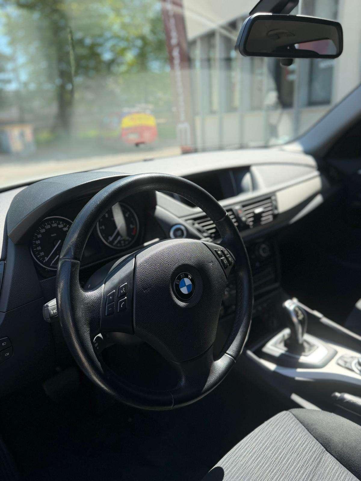 BMW X1 XDRIVE 18D