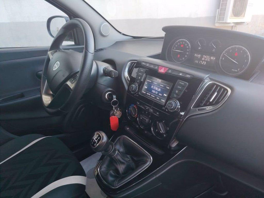 LANCIA Ypsilon 1.2 69 CV 5 porte Gold del 2017