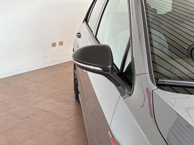 VOLKSWAGEN Golf GTI 2.0 TSI TCR Akrapovic DSG Service VW