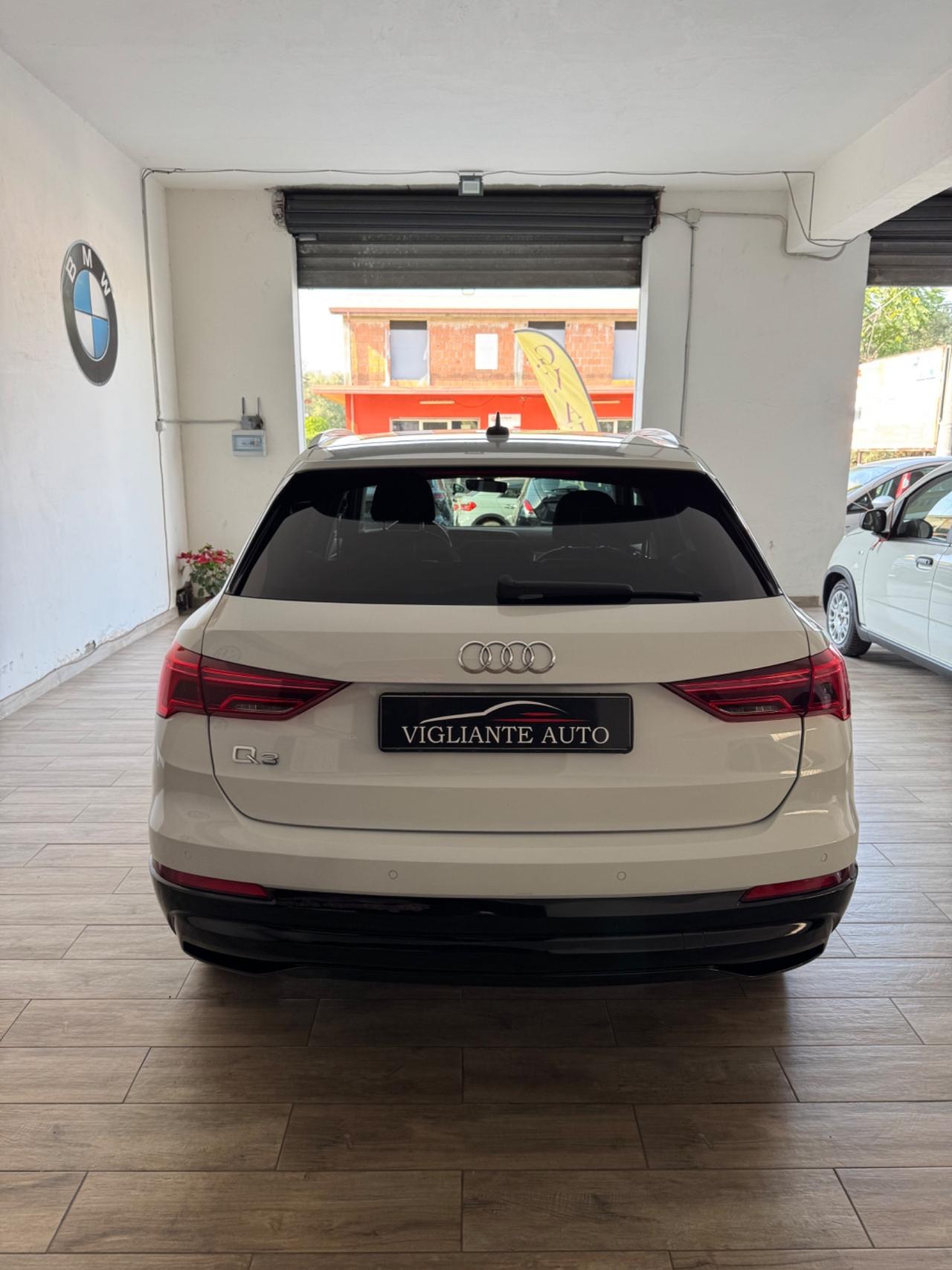 Audi Q3 35 TDI S tronic Business Advanced