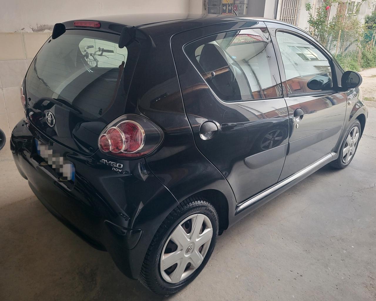 Toyota Aygo 1.0 12V VVT-i 5 porte Now