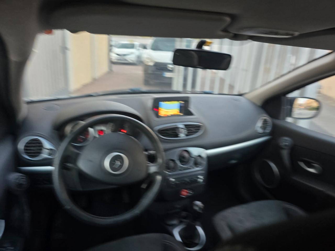 Renault Clio 1.2 16V 5 porte GPL Dynamique