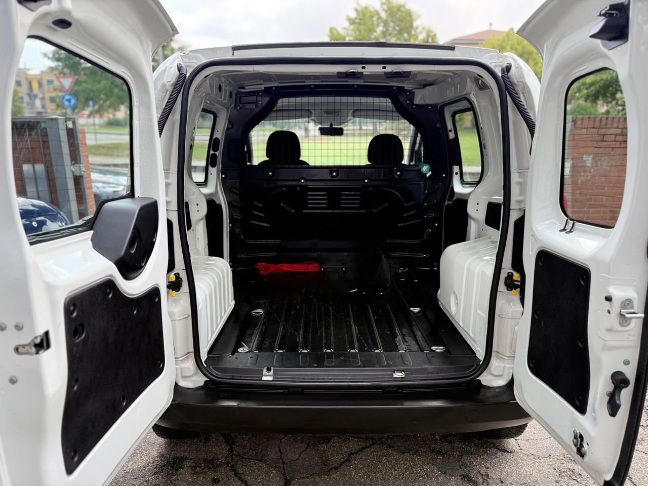 Fiat Fiorino 1.3 MJT 95CV Cargo SX