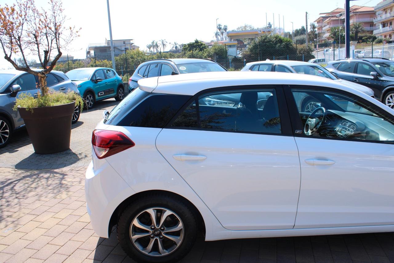 Hyundai i20 1.1 CRDi 12V 5 porte Comfort