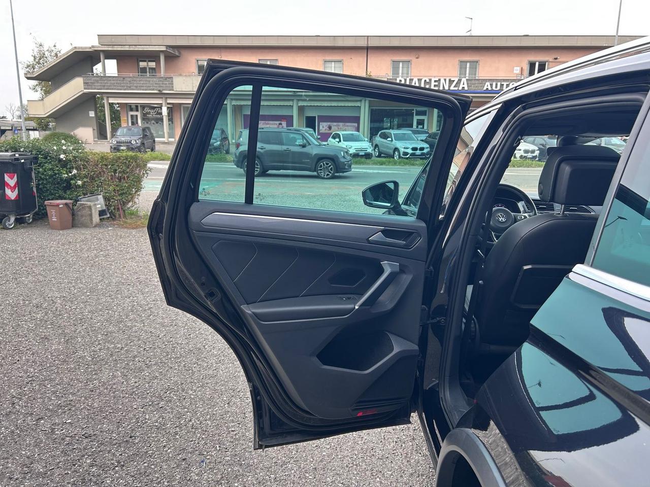 Volkswagen Tiguan 2.0 bitdi R-Line BM 4motio #7166