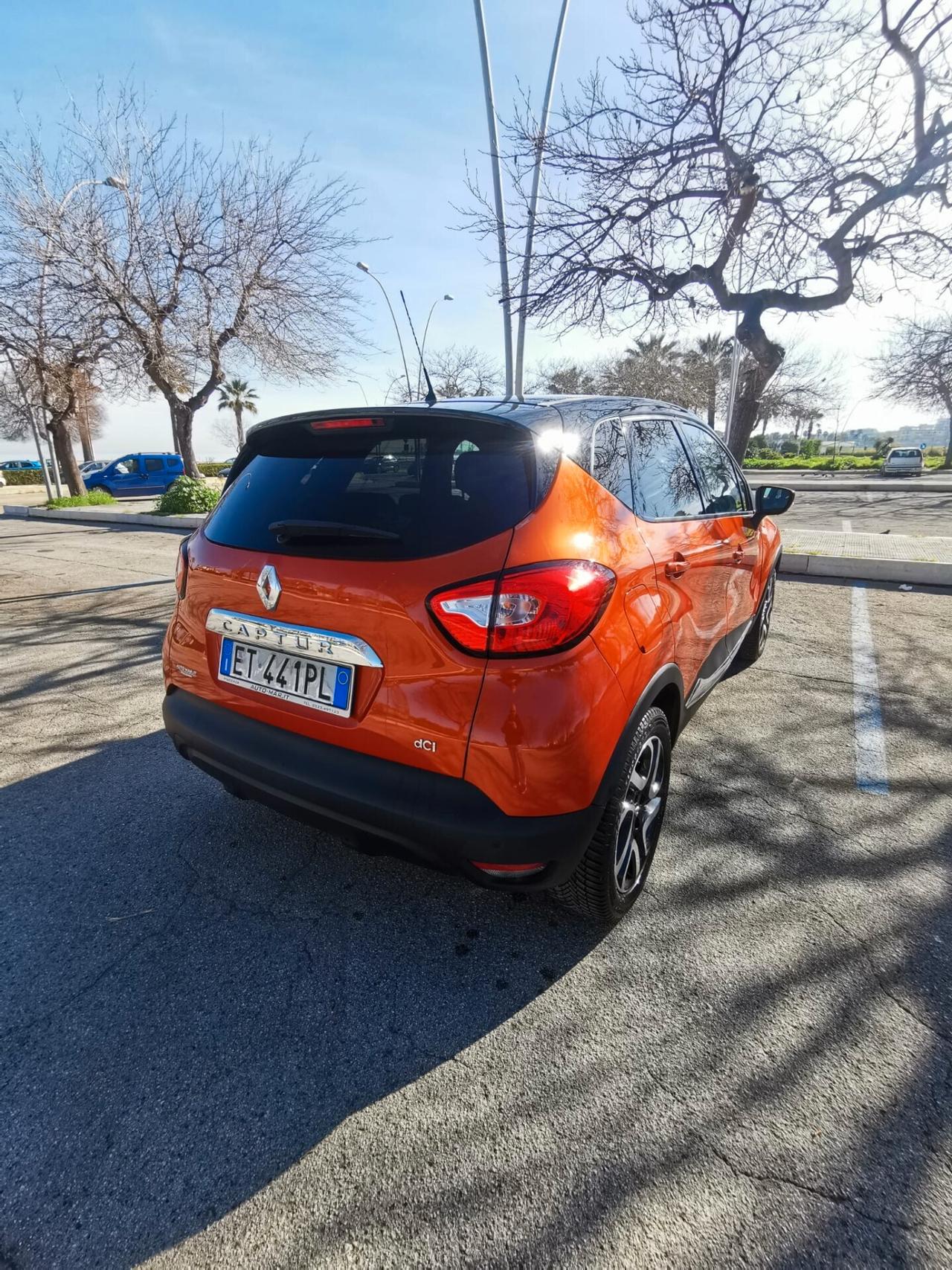 Renault Captur 1.5 dCi 8V 90 CV Wave NAV. 2013