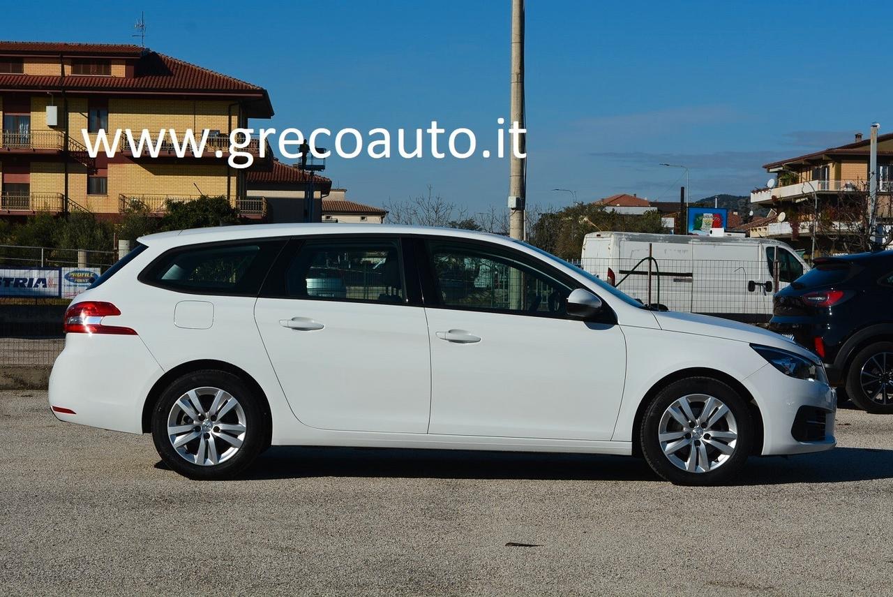 Peugeot 308 BlueHDi 130 S&S SW Active telecamera