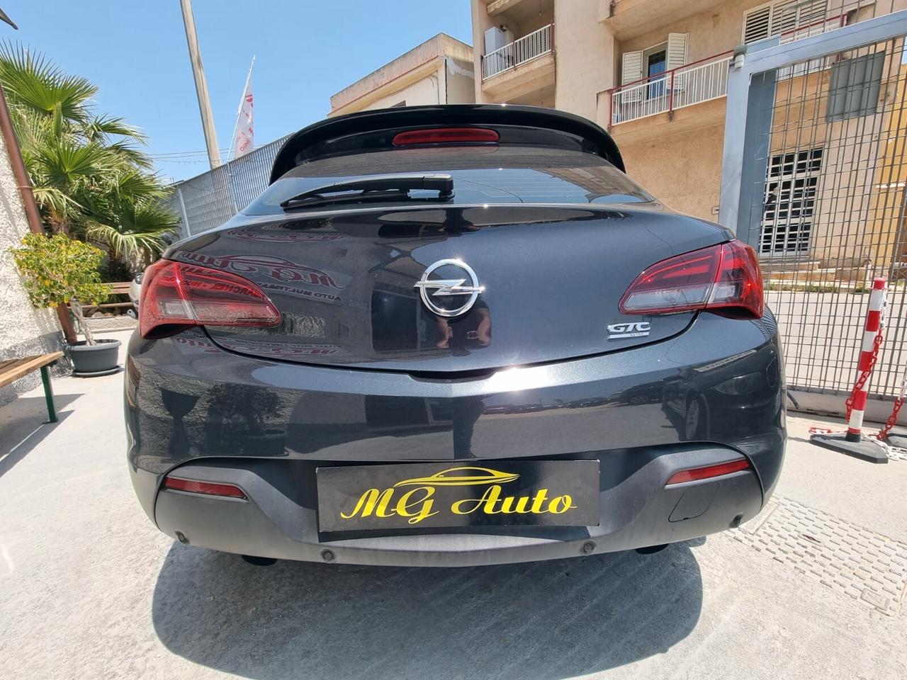 Opel Astra GTC 1.7 CDTI 130CV S&S 3 porte Cosmo