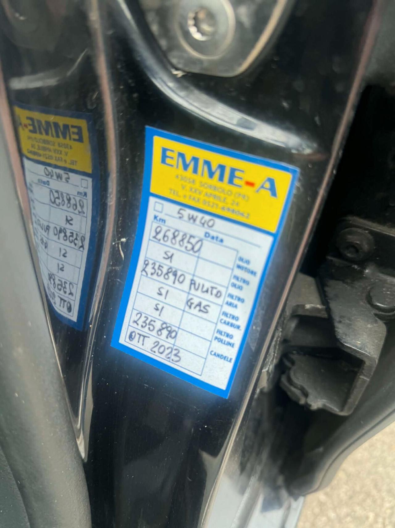 Volkswagen Golf Anno 2010 1.6 Benz/GPL