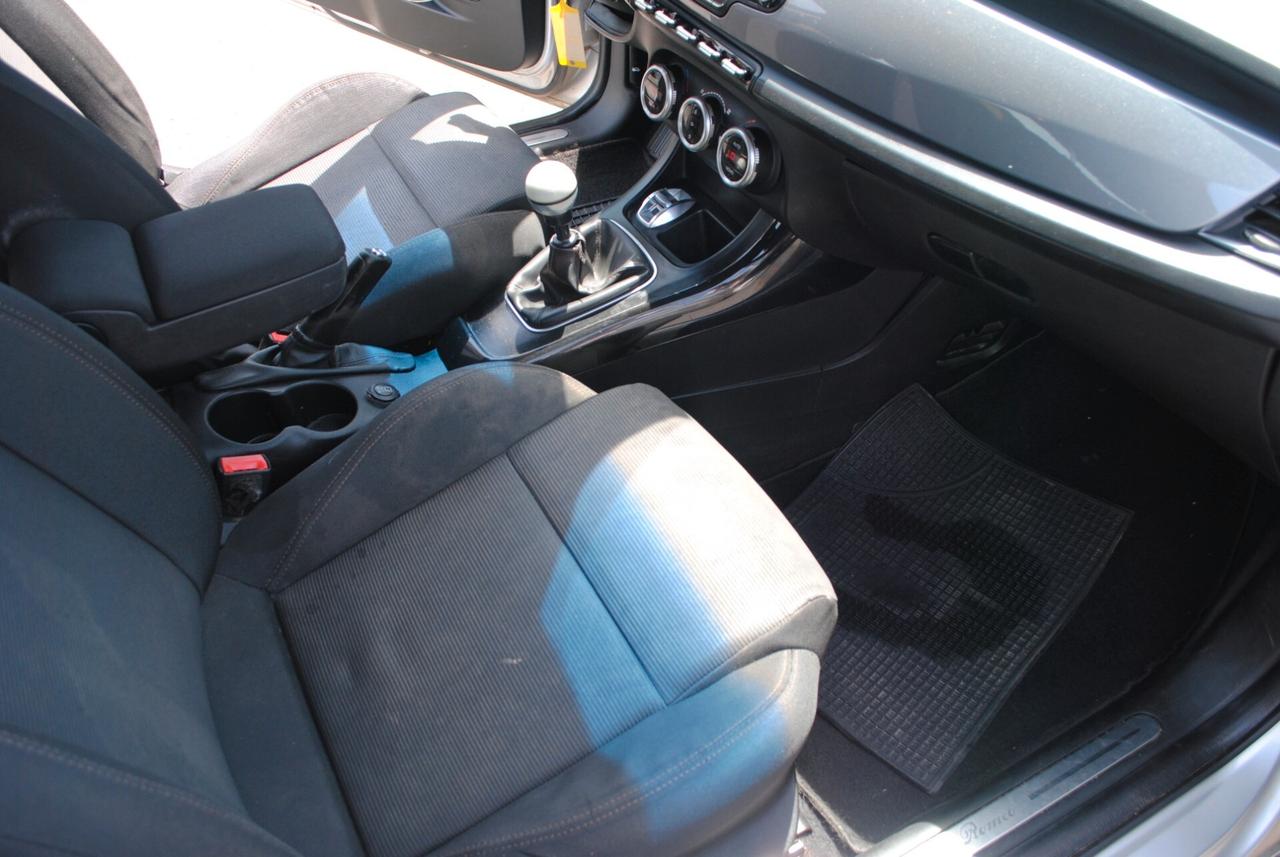ALFA ROMEO GIULIETTA 1.4 T 120 CV OK NEOPATENTATI