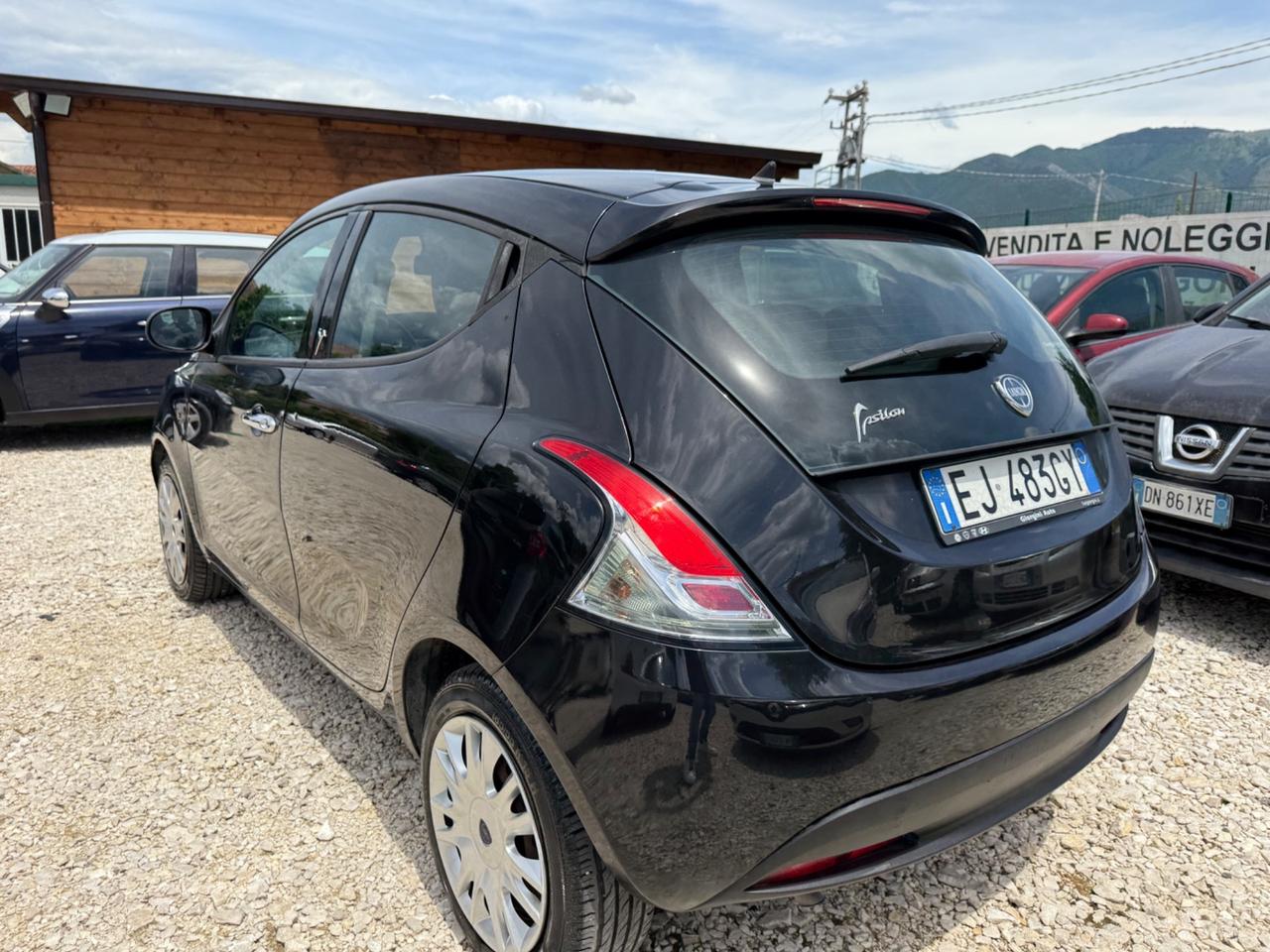 Lancia Ypsilon 1.2 69 CV 5 porte GPL Ecochic Gold