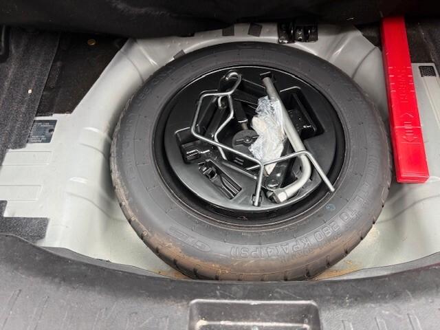 Lancia Ypsilon 1.0 FireFly