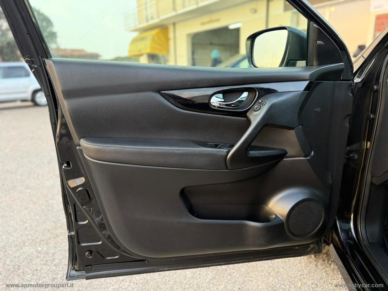 NISSAN Qashqai 1.6 dCi 2WD Tekna